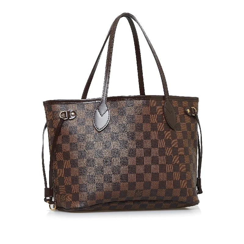 Ladies Louis Vuitton Petite Malle bags with a star - shaped charm for cutenessLouis Vuitton Damier Ebene Neverfull PM (2NSLCD)