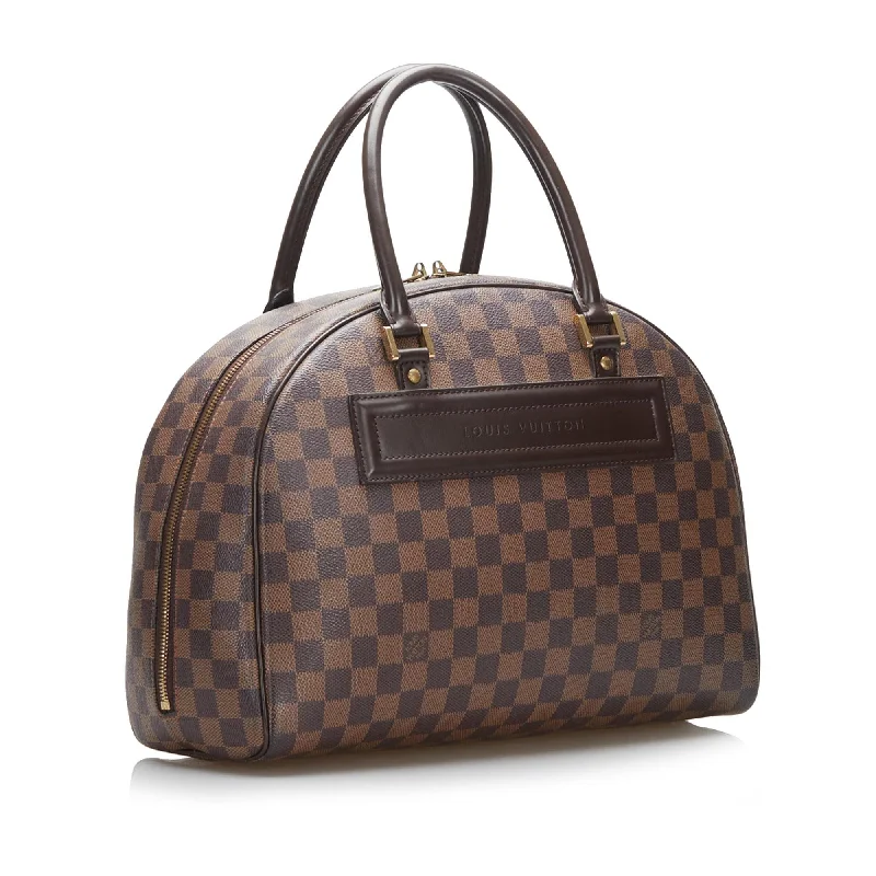 Ladies Louis Vuitton Petite Malle bags with a star - shaped charm for cutenessLouis Vuitton Damier Ebene Nolita (9HfBwx)