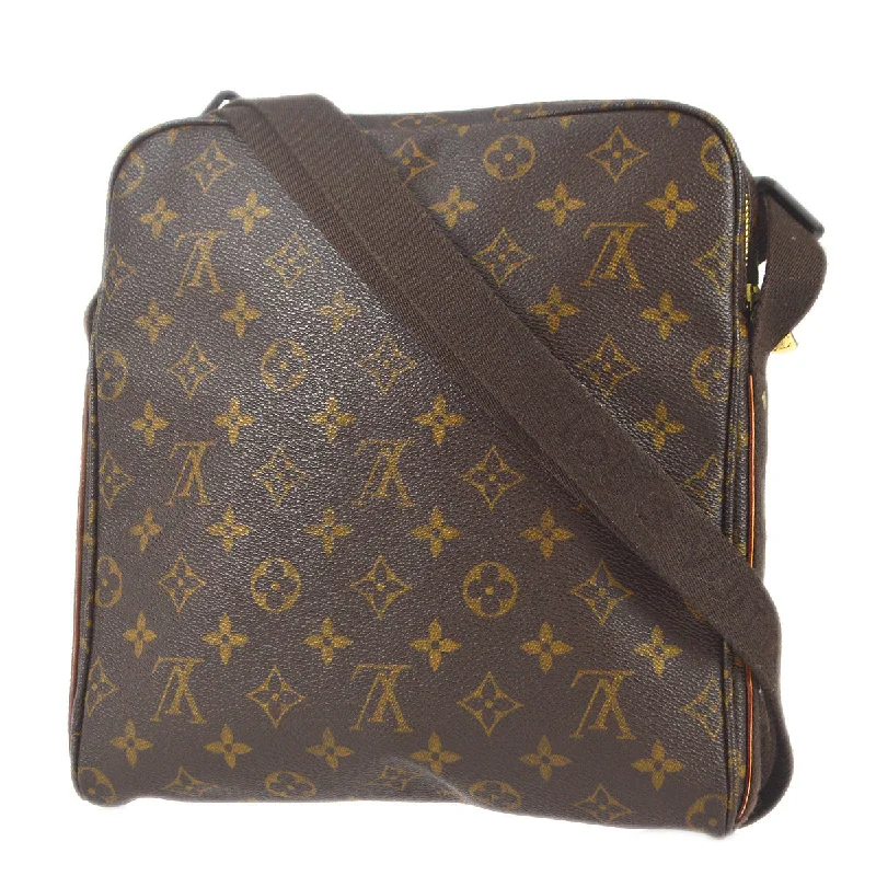 Louis Vuitton crossbody bags with adjustable shoulder straps for comfortLouis Vuitton 2009 Monogram Trotteur Beaubourg M97037