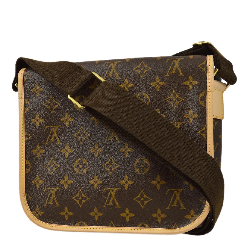 Louis Vuitton Twist bags with a contrast - colored interior for visual interestLouis Vuitton 2006 Monogram Messenger Bosphore PM M40106