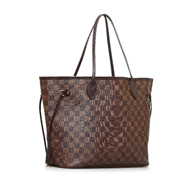 Louis Vuitton bags with a magnetic snap closure for easy accessLouis Vuitton Damier Ebene Neverfull MM (U05uCe)