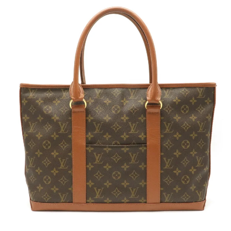 Louis Vuitton Speedy bags in monogram canvas for a classic lookLouis Vuitton Weekend PM Tote Bag M42425