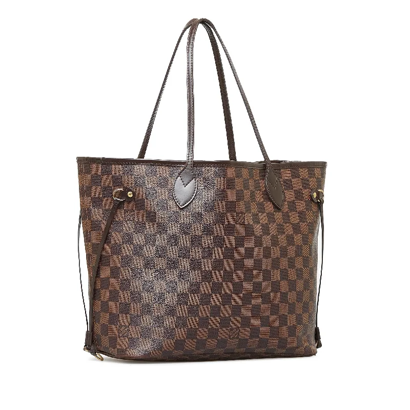 Louis Vuitton handbags with a patent - leather finish for a shiny lookLouis Vuitton Damier Ebene Neverfull MM (YNZgLC)